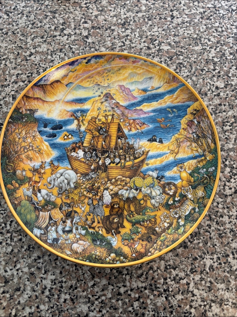 Franklin Mint Noah's Ark Decorative Plate - Yellow Blue